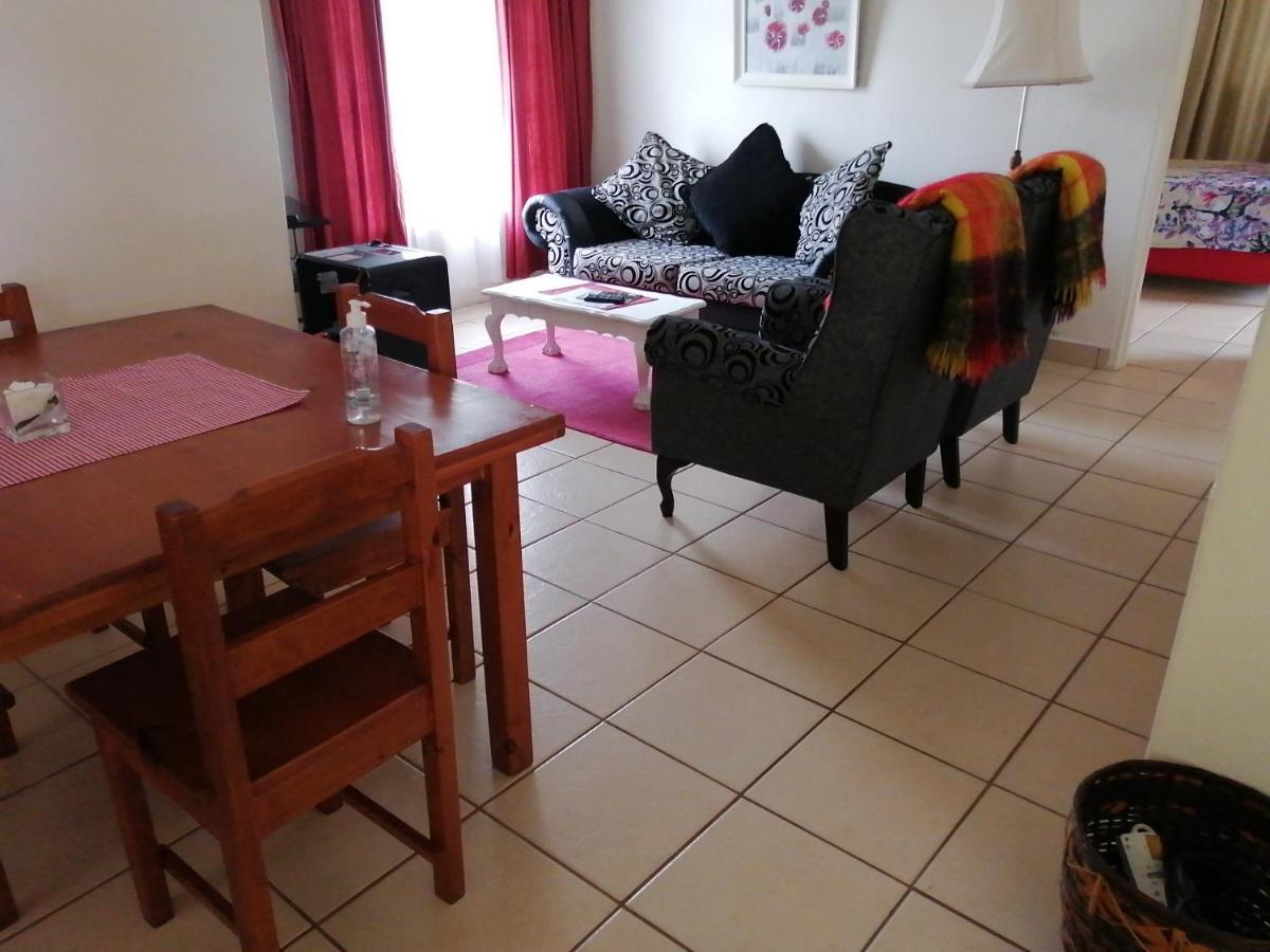Bed and Breakfast Bell Park Self Catering Champagne Valley Экстерьер фото