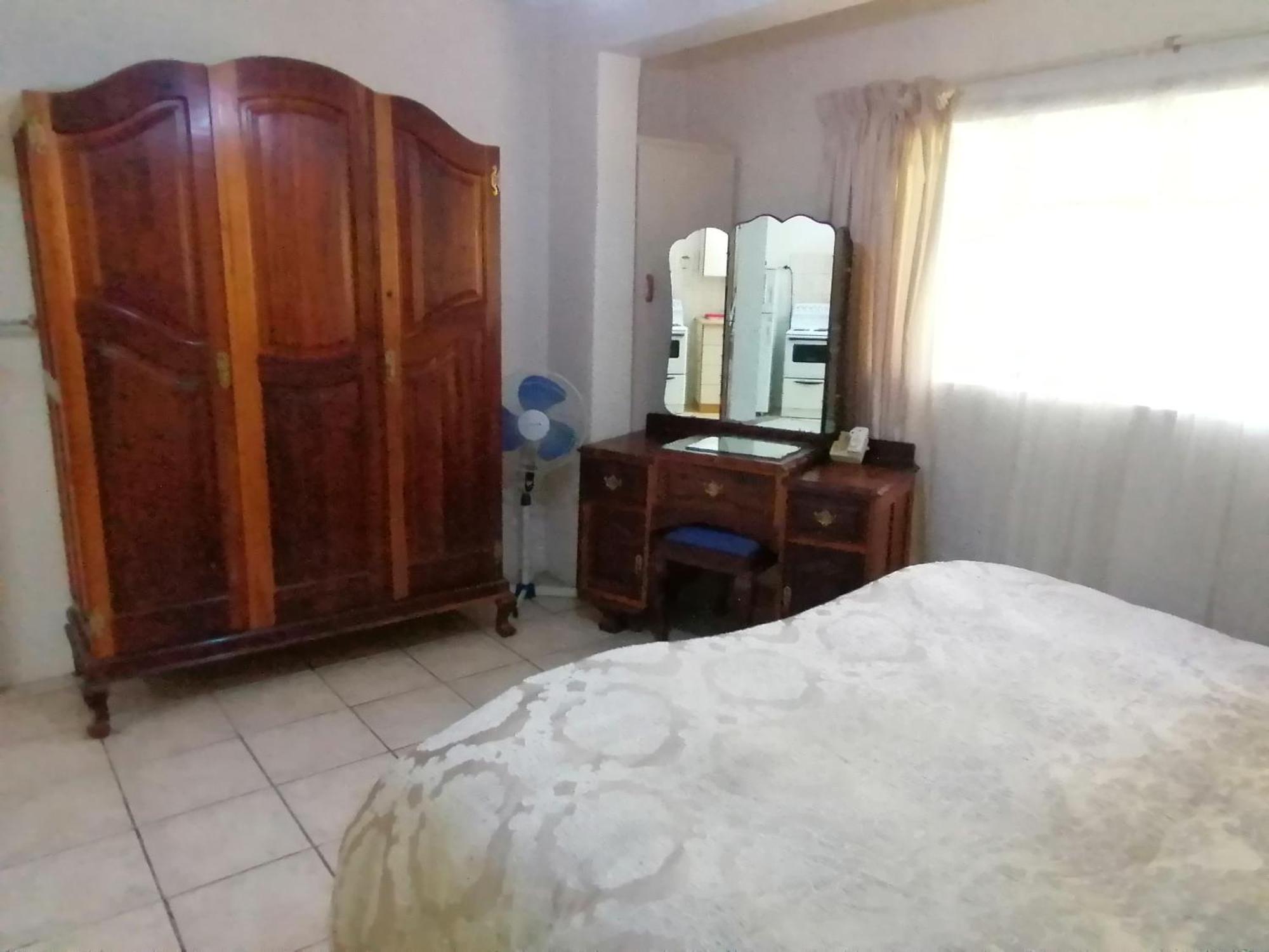 Bed and Breakfast Bell Park Self Catering Champagne Valley Экстерьер фото
